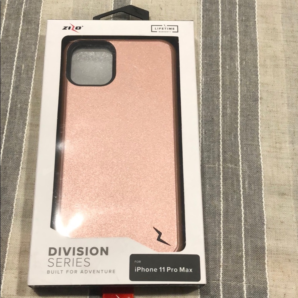 iPhone 11 Pro Max  Division Series